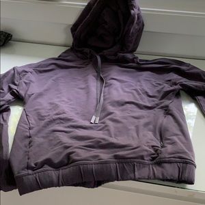 Lululemon sweatshirt